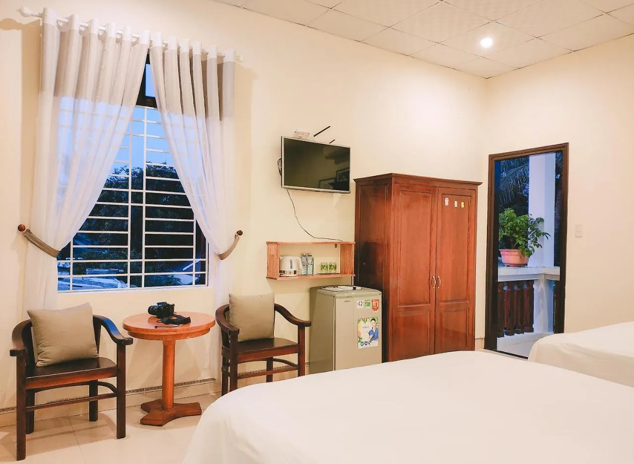 An By Ivy Homestay Vietnam